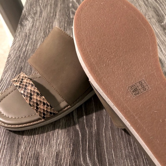 KDB Kelsey Dagger Hayden Slides - Picture 5 of 8